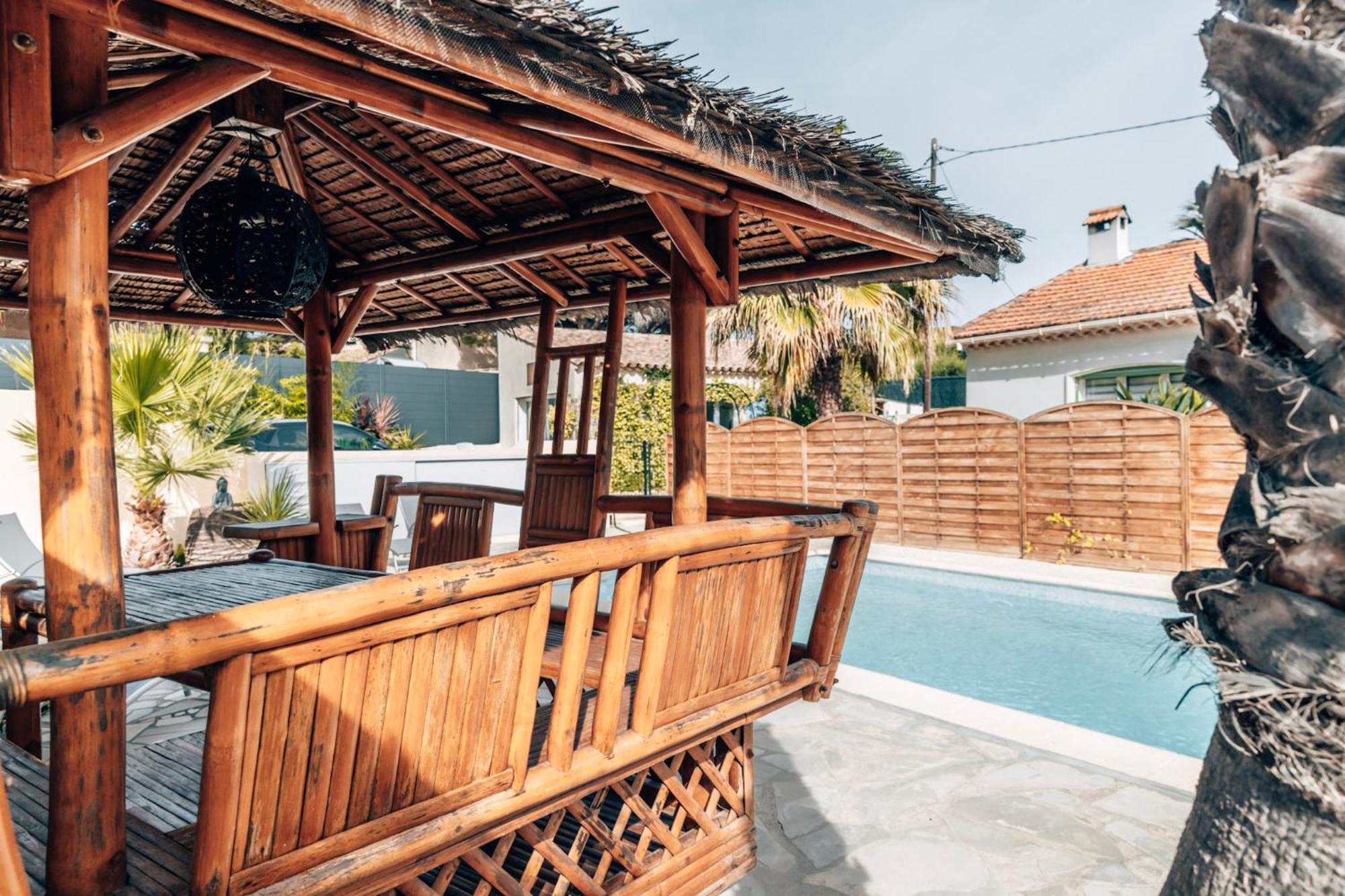 Reve D'Azur, Mazet En Bord De Mer, Parking, Piscine Partagee, Terrasse Bbq & Draps Inclus La Nartelle, 1 Salon, 1 Chambre, 1 Cuisine , 1 Sdb แซ็งต์-แมกซีม ภายนอก รูปภาพ