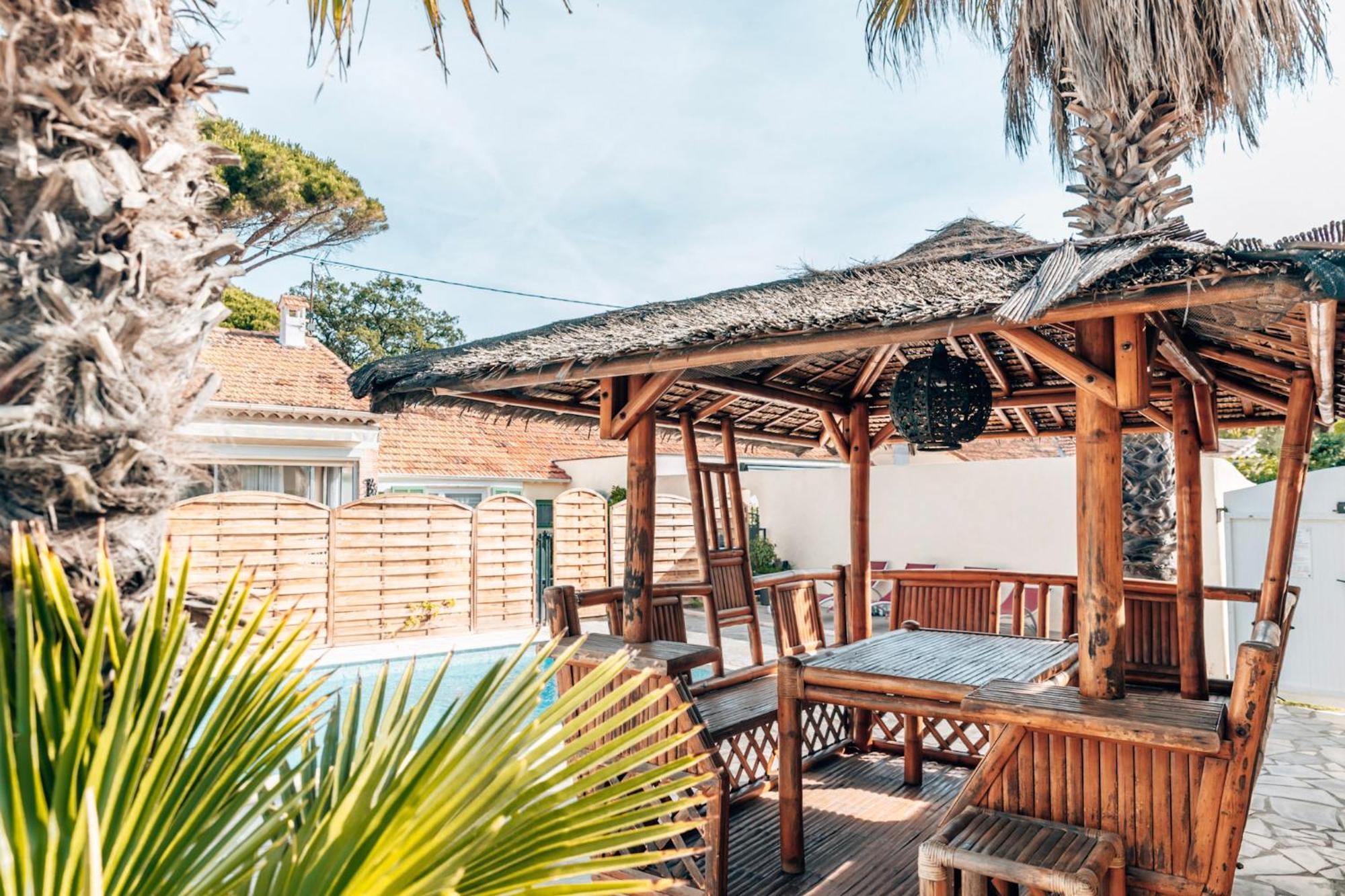 Reve D'Azur, Mazet En Bord De Mer, Parking, Piscine Partagee, Terrasse Bbq & Draps Inclus La Nartelle, 1 Salon, 1 Chambre, 1 Cuisine , 1 Sdb แซ็งต์-แมกซีม ภายนอก รูปภาพ