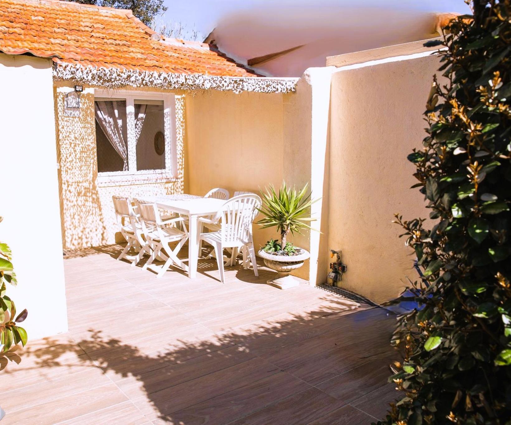 Reve D'Azur, Mazet En Bord De Mer, Parking, Piscine Partagee, Terrasse Bbq & Draps Inclus La Nartelle, 1 Salon, 1 Chambre, 1 Cuisine , 1 Sdb แซ็งต์-แมกซีม ภายนอก รูปภาพ